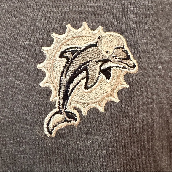 Miami Dolphins NFL New w/Tags Embroidered Shimmer Threads on Heathered Grey - Picture 10 of 10